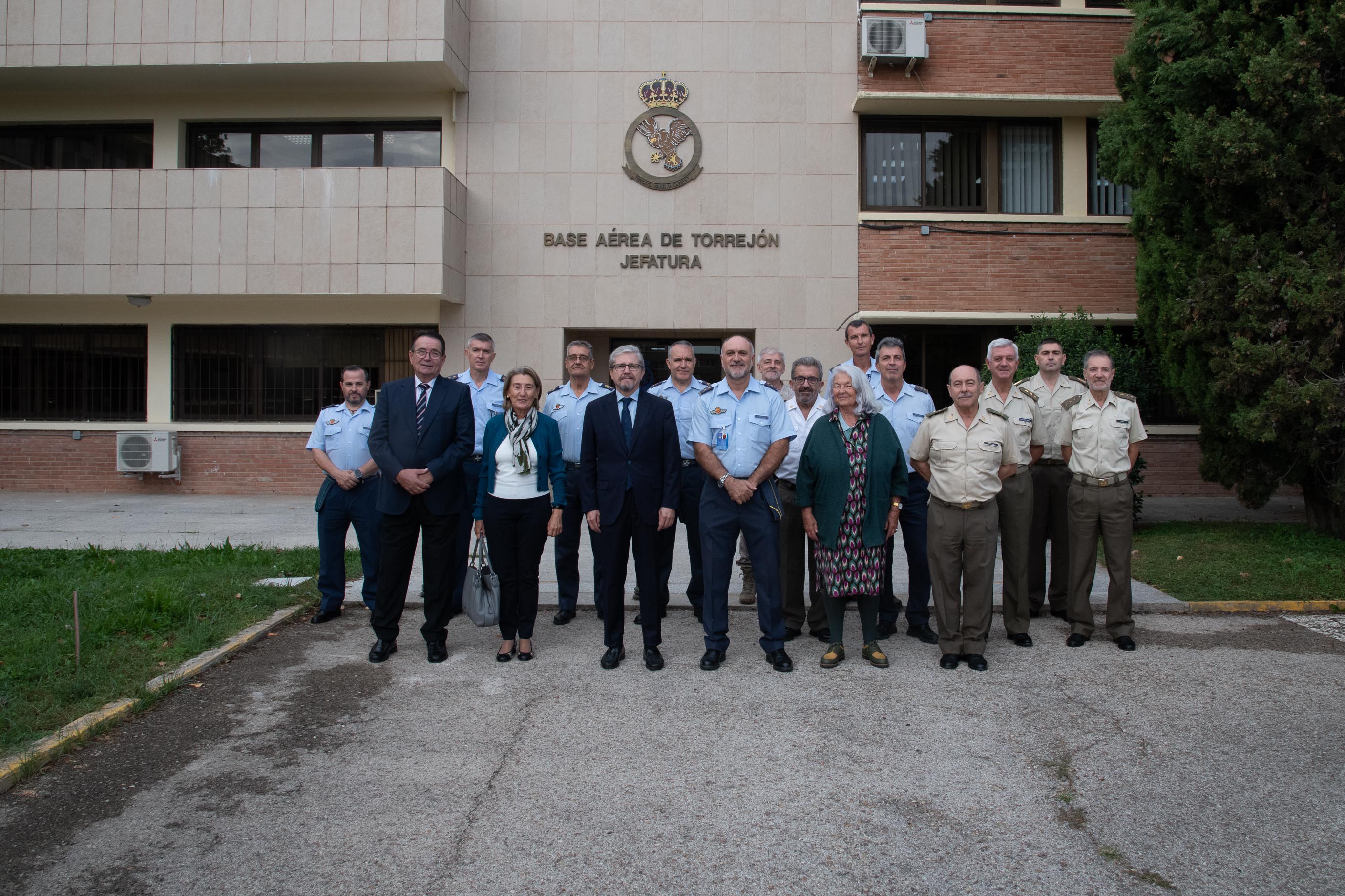 Visita a la Agrupación de la Base Aérea de Torrejón